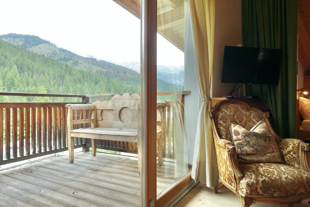 Apartments Da La Vedla Flats San Cassiano  Exteriér fotografie