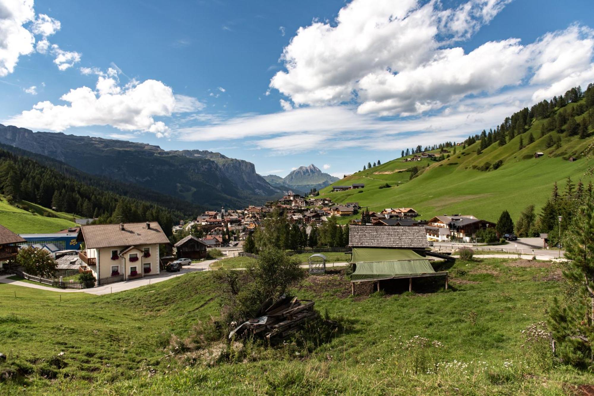 Apartments Da La Vedla Flats San Cassiano  Exteriér fotografie