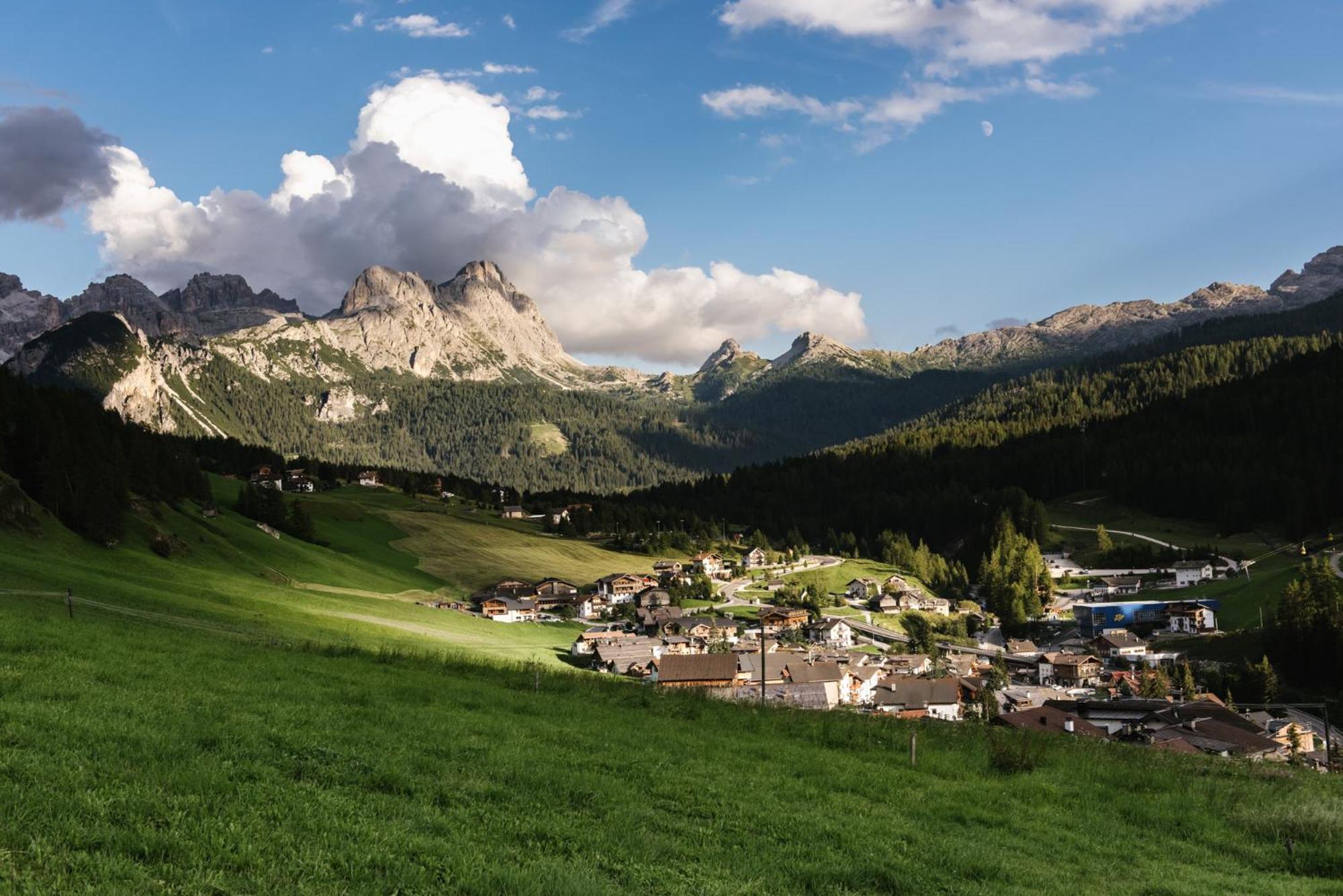 Apartments Da La Vedla Flats San Cassiano  Exteriér fotografie